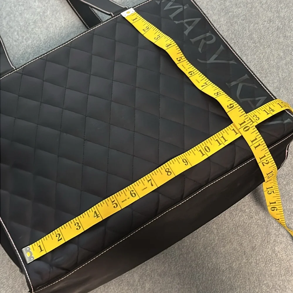 Mary Kay Quilted Tote Bag Zipper Consultant Shoulder Black
